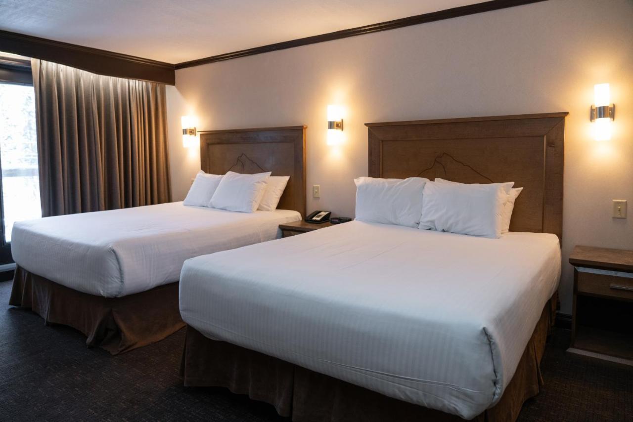 เดอะ รันเดิลสโตน ลอดจ์ Hotel แบมฟ์ ภายนอก รูปภาพ