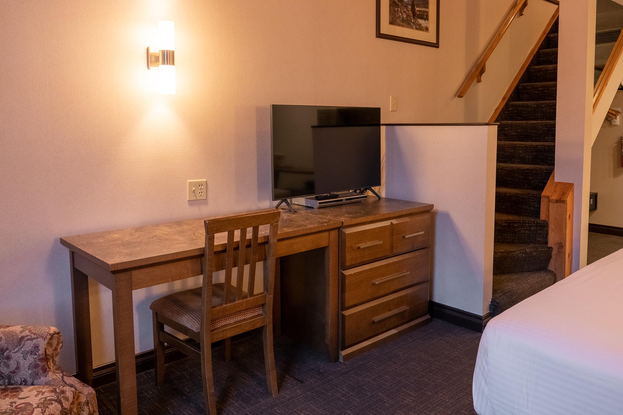 เดอะ รันเดิลสโตน ลอดจ์ Hotel แบมฟ์ ภายนอก รูปภาพ