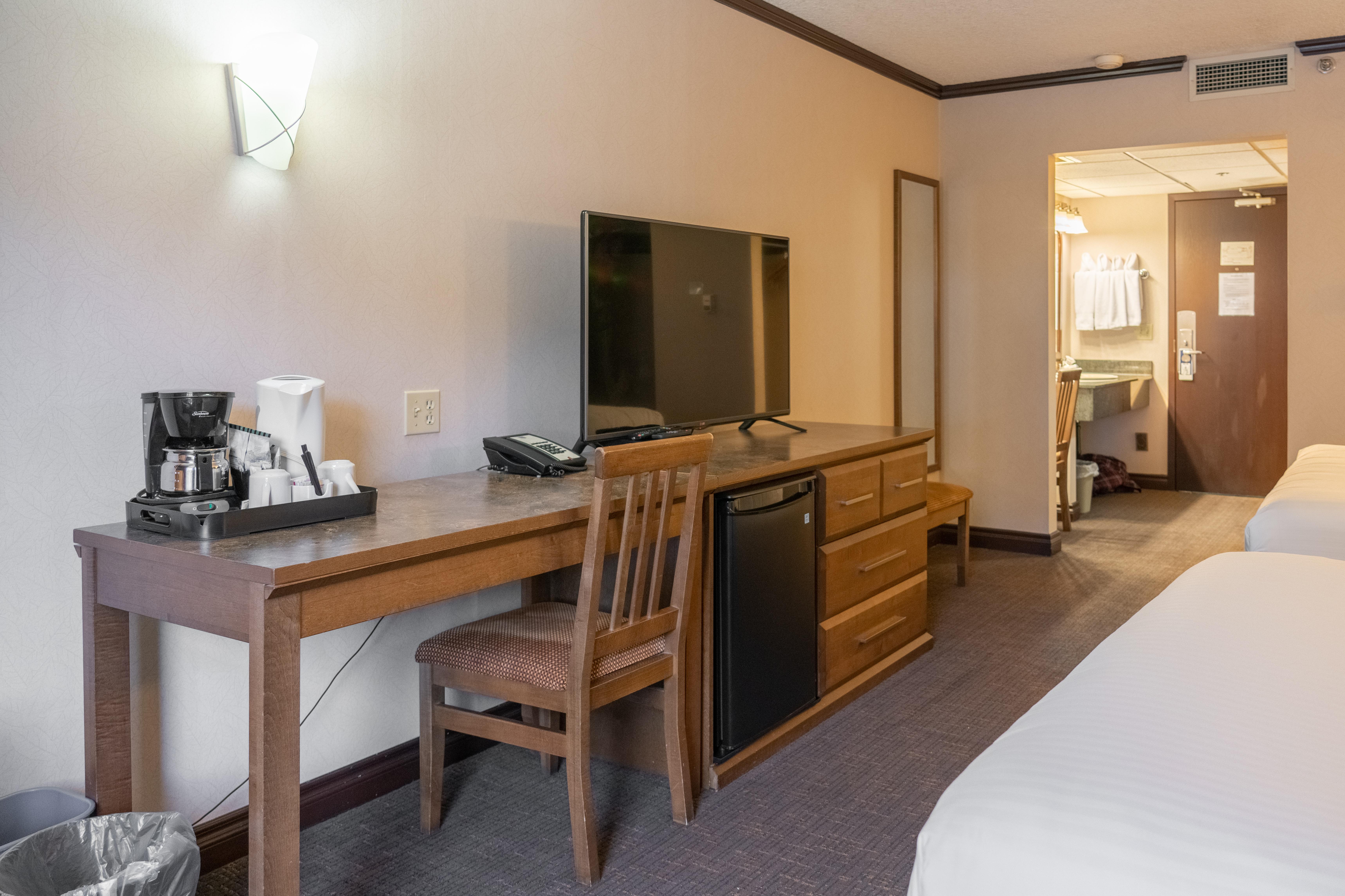 เดอะ รันเดิลสโตน ลอดจ์ Hotel แบมฟ์ ภายนอก รูปภาพ