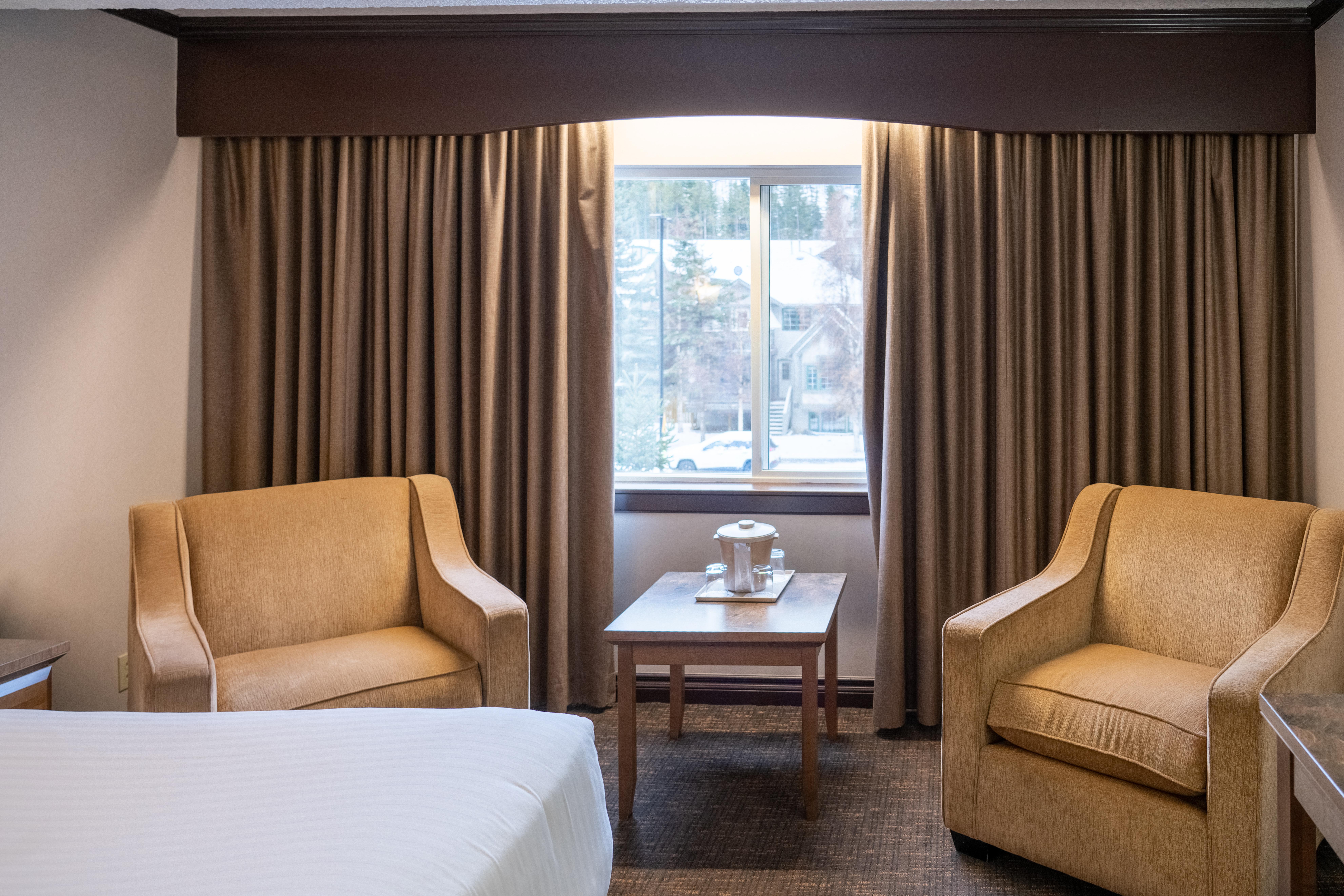 เดอะ รันเดิลสโตน ลอดจ์ Hotel แบมฟ์ ภายนอก รูปภาพ